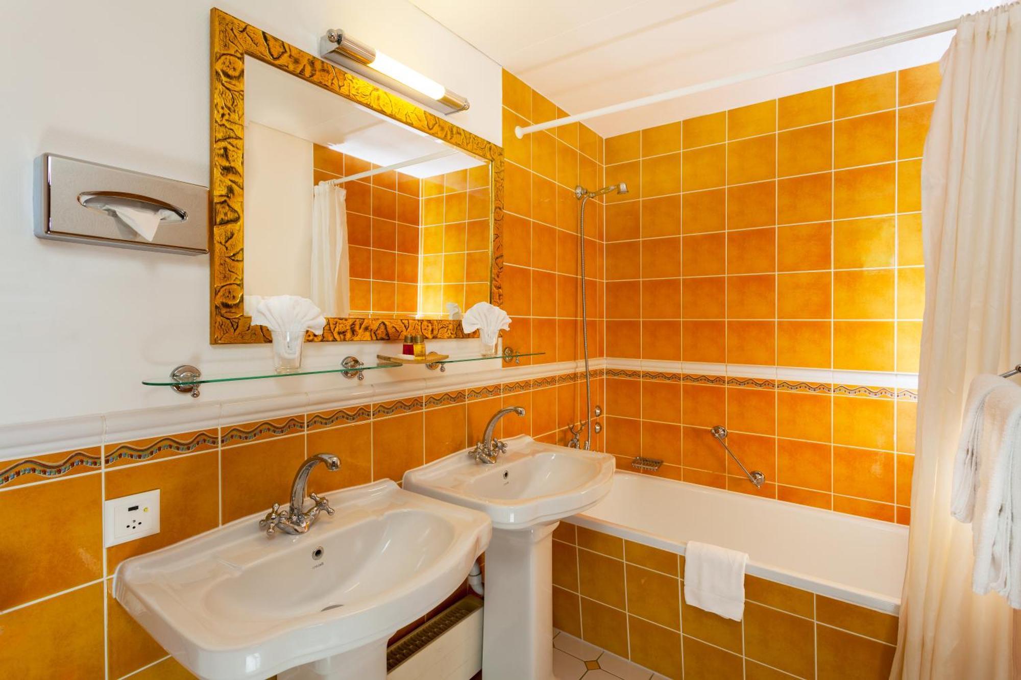 Sporthotel Wildstrubel Lenk Luaran gambar