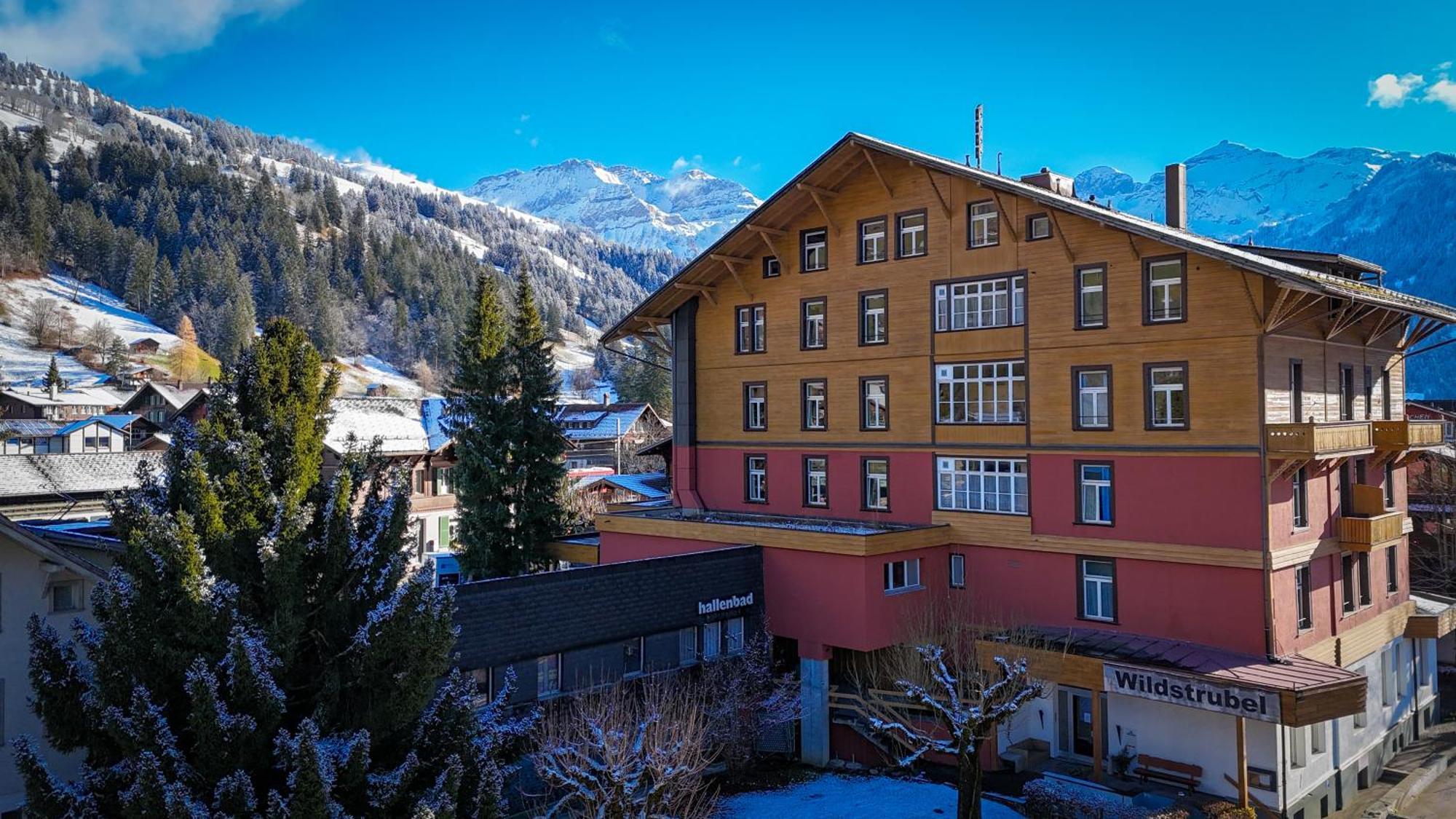 Sporthotel Wildstrubel Lenk Luaran gambar